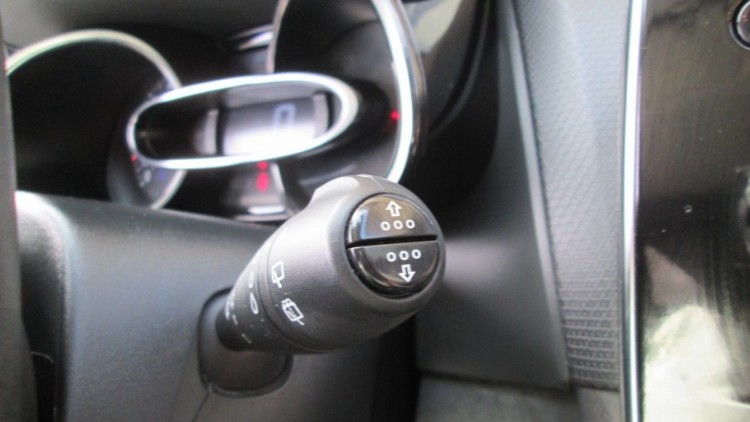 Renault Clio 1.5 DCI LIMITED Edition