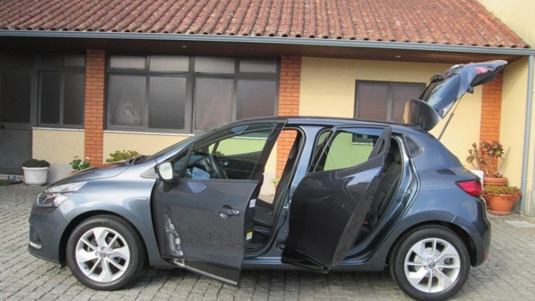 Renault Clio 1.5 DCI LIMITED Edition