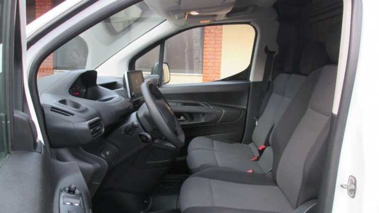 Peugeot Partner 1.6 BlueHdi 3 Lug CarPlay