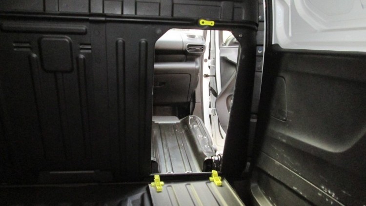 Peugeot Partner 1.6 BlueHdi 3 Lug CarPlay