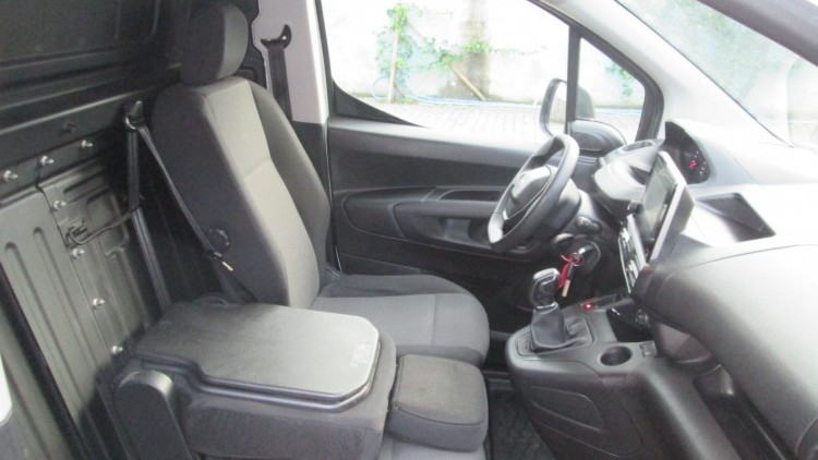 Peugeot Partner 1.6 BlueHdi 3 Lug CarPlay