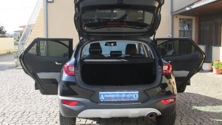 Kia STONIC 1.0 T-GDI TECH 7DCT