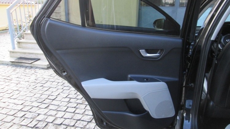 Kia STONIC 1.0 T-GDI TECH 7DCT