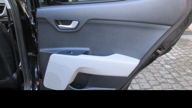 Kia STONIC 1.0 T-GDI TECH 7DCT