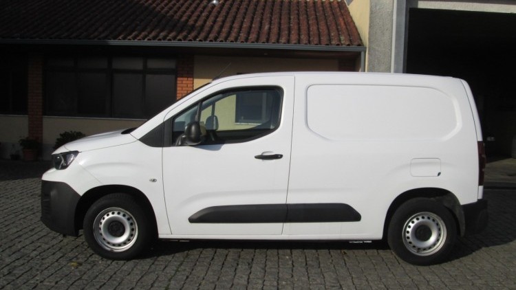 Peugeot Partner 1.6 BlueHdi 3 Lug CarPlay