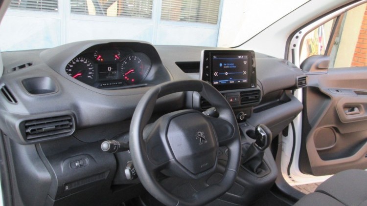Peugeot Partner 1.6 BlueHdi 3 Lug CarPlay