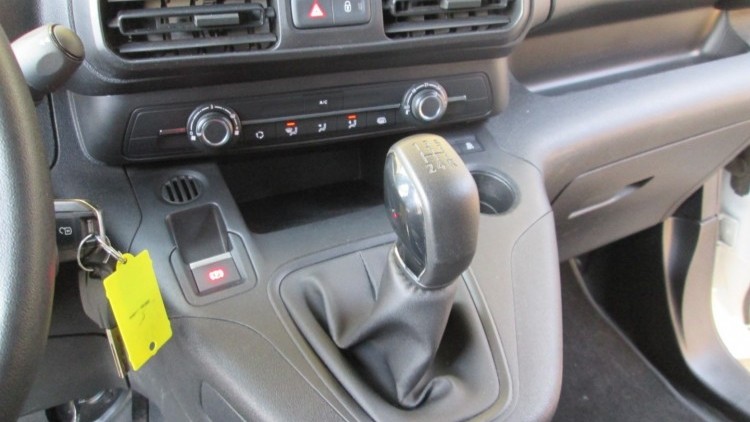 Peugeot Partner 1.6 BlueHdi 3 Lug CarPlay