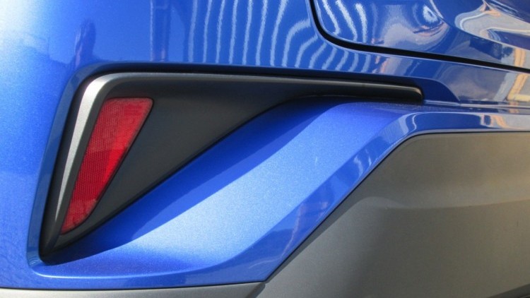 Toyota C-HR 1.8 Hybrido CONFORT + P/STYLE