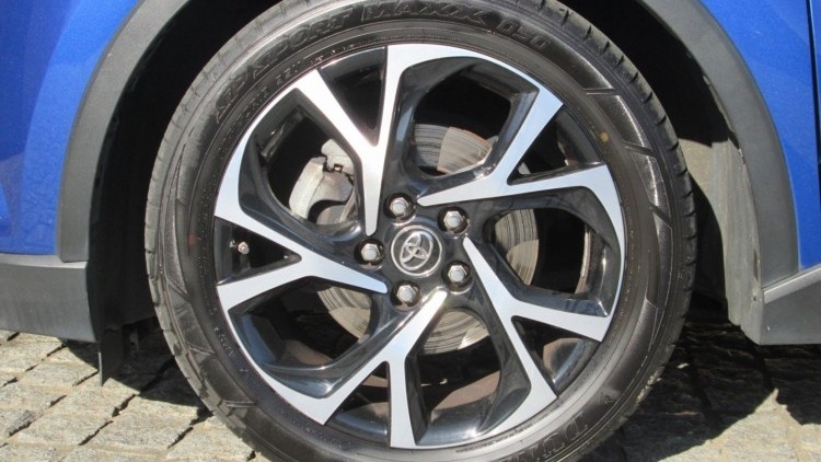 Toyota C-HR 1.8 Hybrido CONFORT + P/STYLE