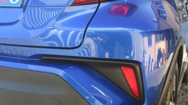 Toyota C-HR 1.8 Hybrido CONFORT + P/STYLE