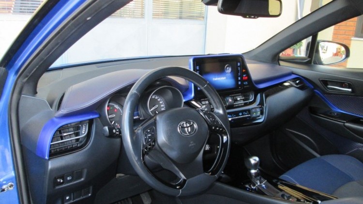 Toyota C-HR 1.8 Hybrido CONFORT + P/STYLE
