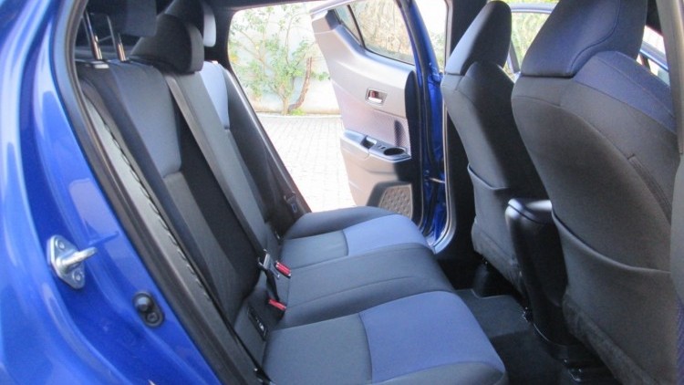 Toyota C-HR 1.8 Hybrido CONFORT + P/STYLE