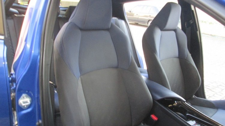 Toyota C-HR 1.8 Hybrido CONFORT + P/STYLE