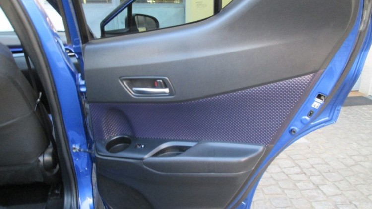 Toyota C-HR 1.8 Hybrido CONFORT + P/STYLE