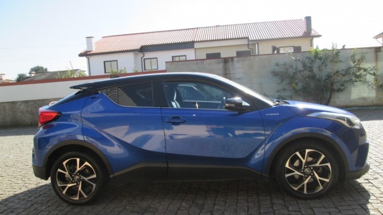 Toyota C-HR 1.8 Hybrido CONFORT + P/STYLE