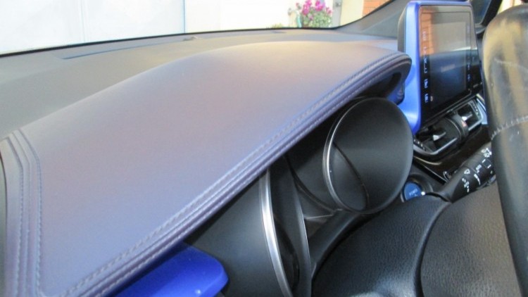 Toyota C-HR 1.8 Hybrido CONFORT + P/STYLE