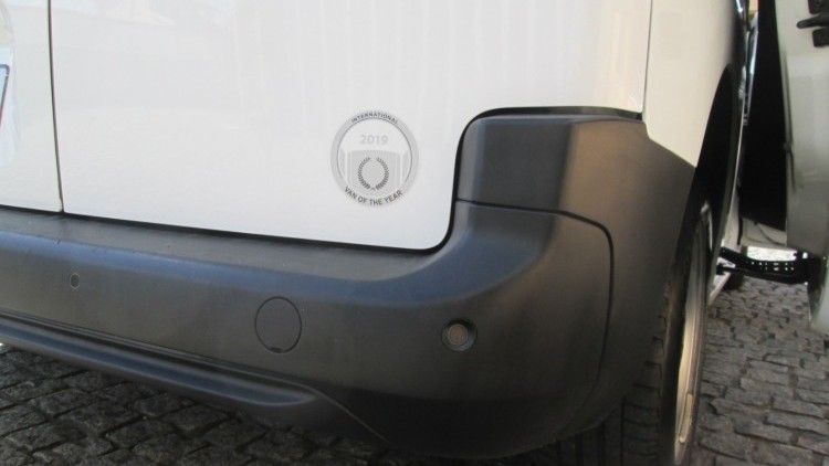 Citro&euml;n Berlingo 1.6 BlueHDI CARPLAY e CAMARA