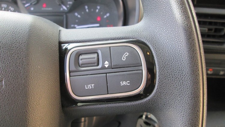 Citro&euml;n Berlingo 1.6 BlueHDI CARPLAY e CAMARA