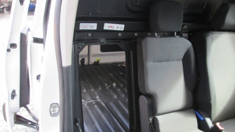 Citro&euml;n Berlingo 1.6 BlueHDI CARPLAY e CAMARA