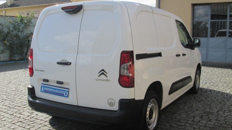 Citro&euml;n Berlingo 1.6 BlueHDI CARPLAY e CAMARA