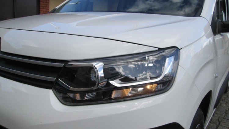 Citro&euml;n Berlingo 1.6 BlueHDI CARPLAY e CAMARA