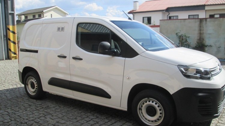 Citro&euml;n Berlingo 1.6 HDI CAR PLAY