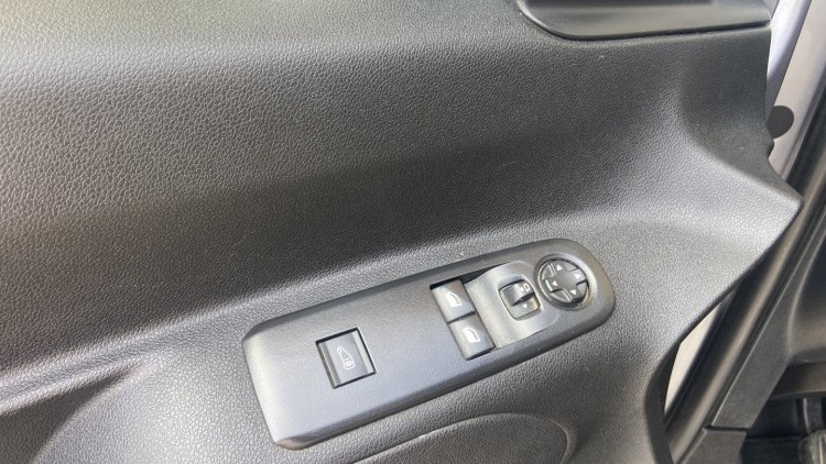 Peugeot Partner 1.6 BlueHdi 3 Lug CarPlay
