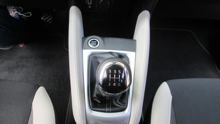 Nissan Micra 1.0 IG-T N-CONNECTA