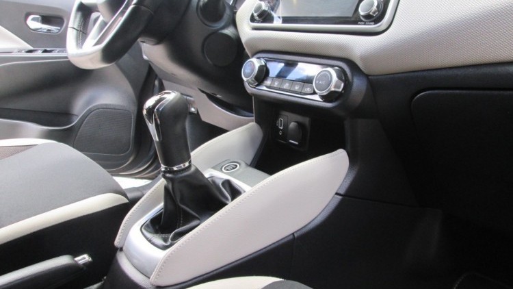 Nissan Micra 1.0 IG-T N-CONNECTA
