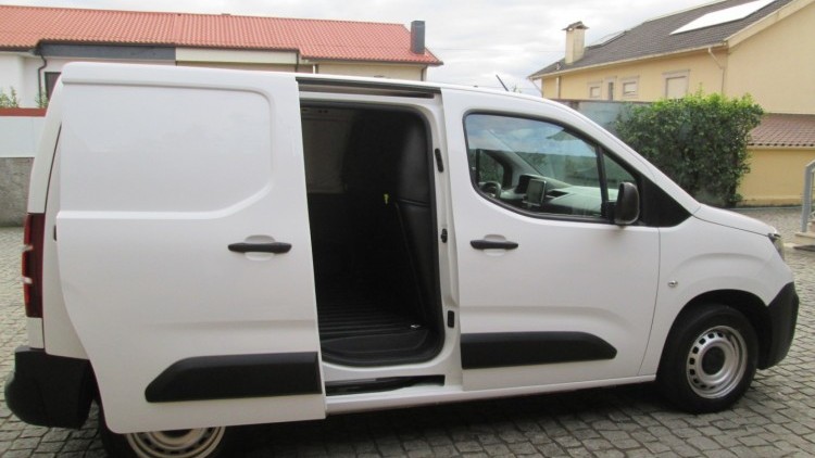 Peugeot Partner 1.6 BlueHdi 3 Lug CarPlay