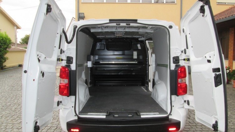 Peugeot Expert 2.0 HDI Avantage Edition 145 cv