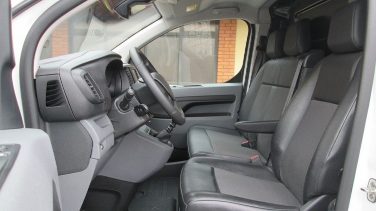 Peugeot Expert 2.0 HDI Avantage Edition 145 cv