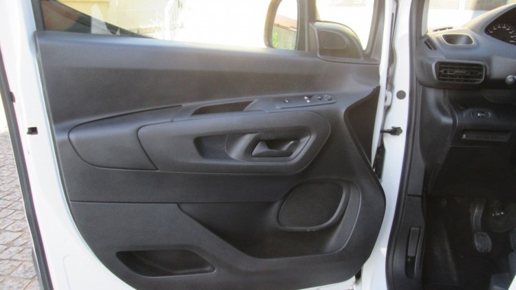 Peugeot Partner 1.6 BlueHdi 3 Lug CarPlay