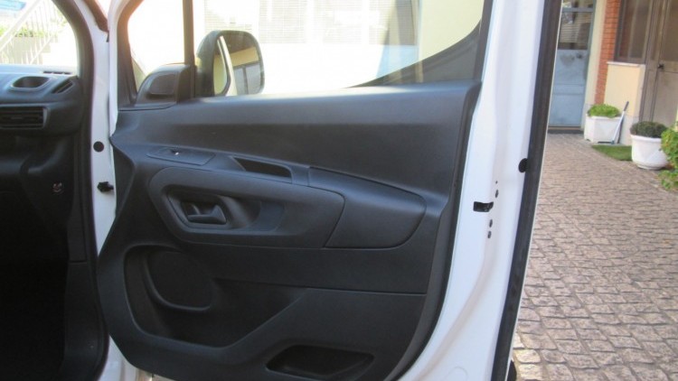 Peugeot Partner 1.6 BlueHdi 3 Lug CarPlay