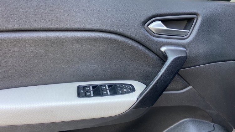 Renault Captur 0.9 TCe EXCLUSIVE EDITION BI-FUEL