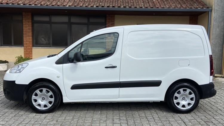 Peugeot Partner 1.6 Hdi 3 Lug C/ AC