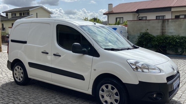 Peugeot Partner 1.6 Hdi 3 Lug C/ AC