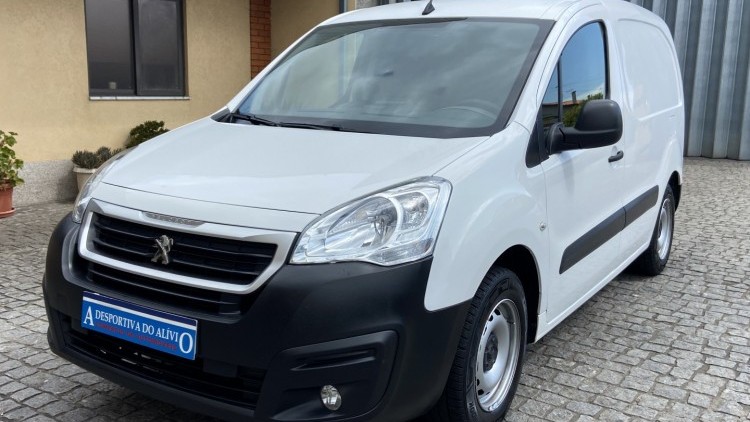 Peugeot Partner 1.6 Hdi 3 Lug GPS