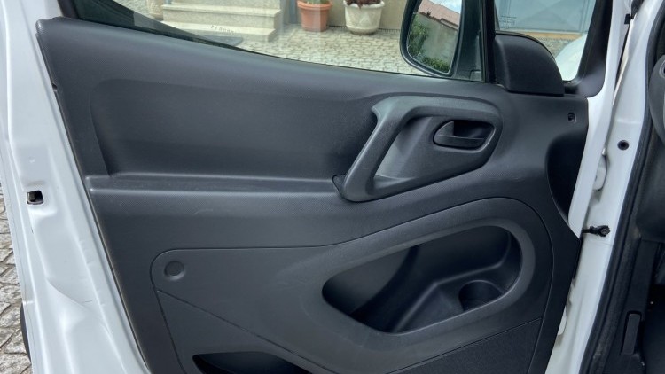 Peugeot Partner 1.6 Hdi 3 Lug GPS