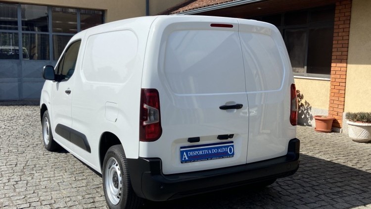 Peugeot Partner 1.6 Hdi 3/lug CarPlay 100 CV