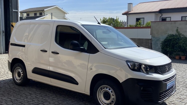 Peugeot Partner 1.6 Hdi 3/lug CarPlay 100 CV