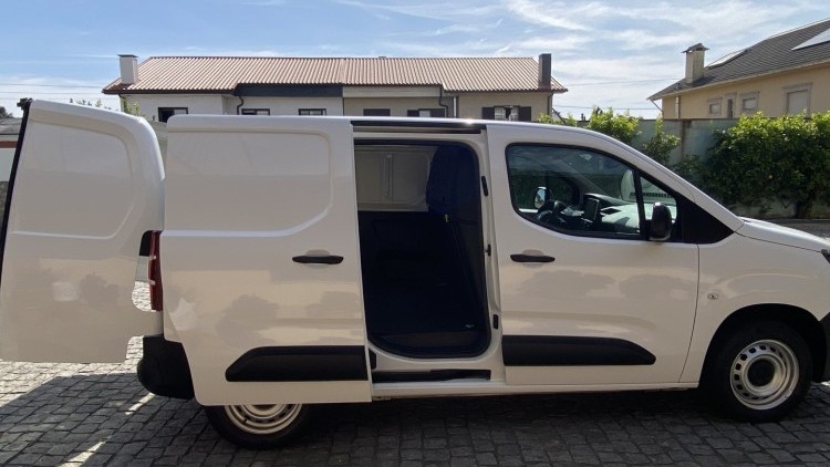 Peugeot Partner 1.6 Hdi 3/lug CarPlay 100 CV