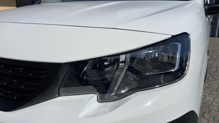 Peugeot Partner 1.6 Hdi 3/lug CarPlay 100 CV