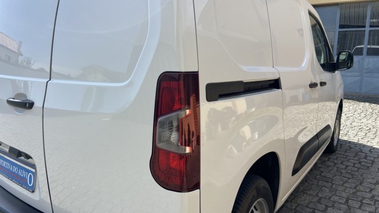 Peugeot Partner 1.6 Hdi 3/lug CarPlay 100 CV