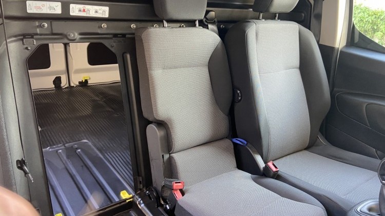 Peugeot Partner 1.6 Hdi 3/lug CarPlay 100 CV