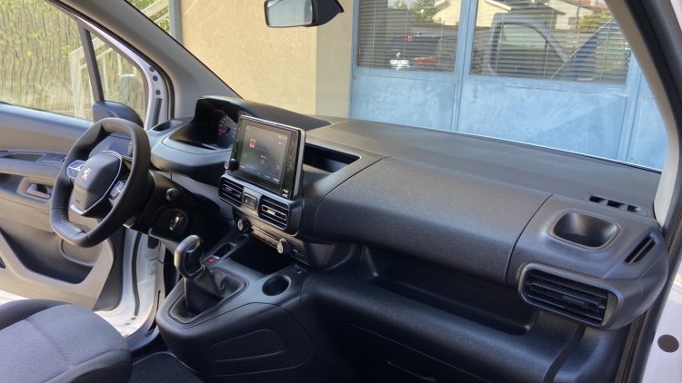Peugeot Partner 1.6 Hdi 3/lug CarPlay 100 CV