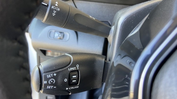 Peugeot Partner 1.6 Hdi 3/lug CarPlay 100 CV