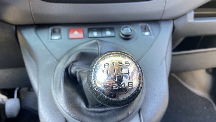 Peugeot Partner 1.6 Hdi 3 Lug GPS + 120 CV