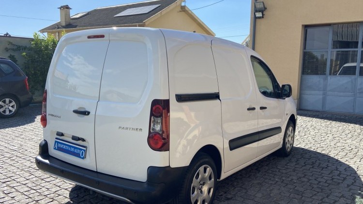 Peugeot Partner 1.6 Hdi 3 Lug GPS + 120 CV