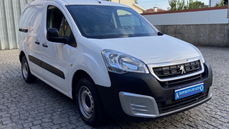 Peugeot Partner 1.6 Hdi 3 Lug C/ AC